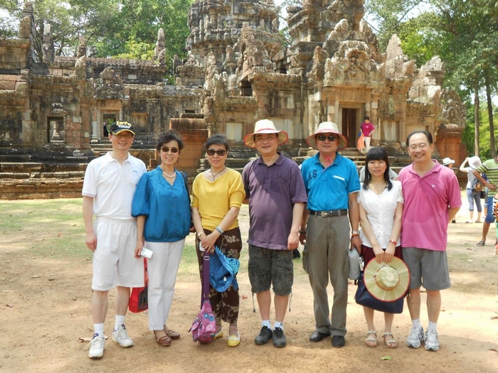 中心优秀管理人员、优秀审核人员及先进集体代表合影 中心优秀管理人员、优秀审核人员及先进集体代表合影