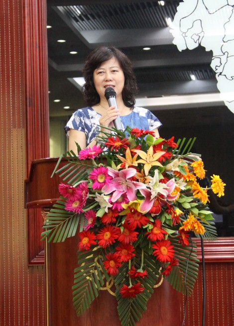 中心副总经理 邓虹 中心副总经理 邓虹